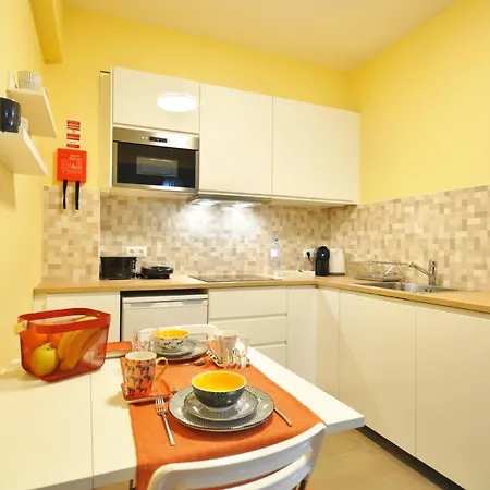 Rh Charming Liberdade I Apartment